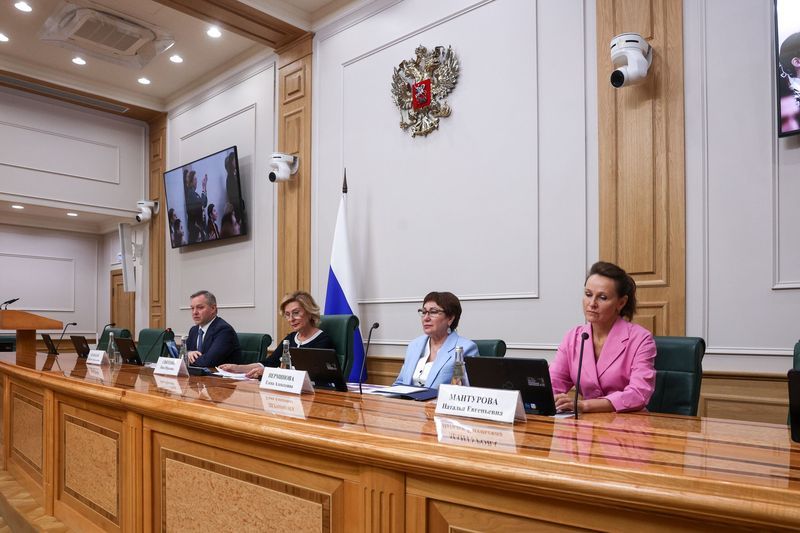 Екатерина Алтабаева: Сегодня приняла участие в заседании оргкомитета Международного форума «Содружество моды» Екатерина Алтабаева: Сегодня приняла участие в заседании оргкомитета Международного форума «Содружество моды»