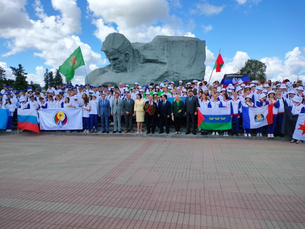 Абсолютными победителями Туристского слета учащихся Союзного государства в 2024 году стали команды из Белгородской области России и Витебской области Беларуси Абсолютными победителями Туристского слета учащихся Союзного государства в 2024 году стали команды из Белгородской области России и Витебской области Беларуси