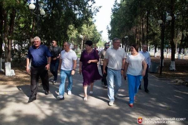 Владимир Константинов посетил Кировский район