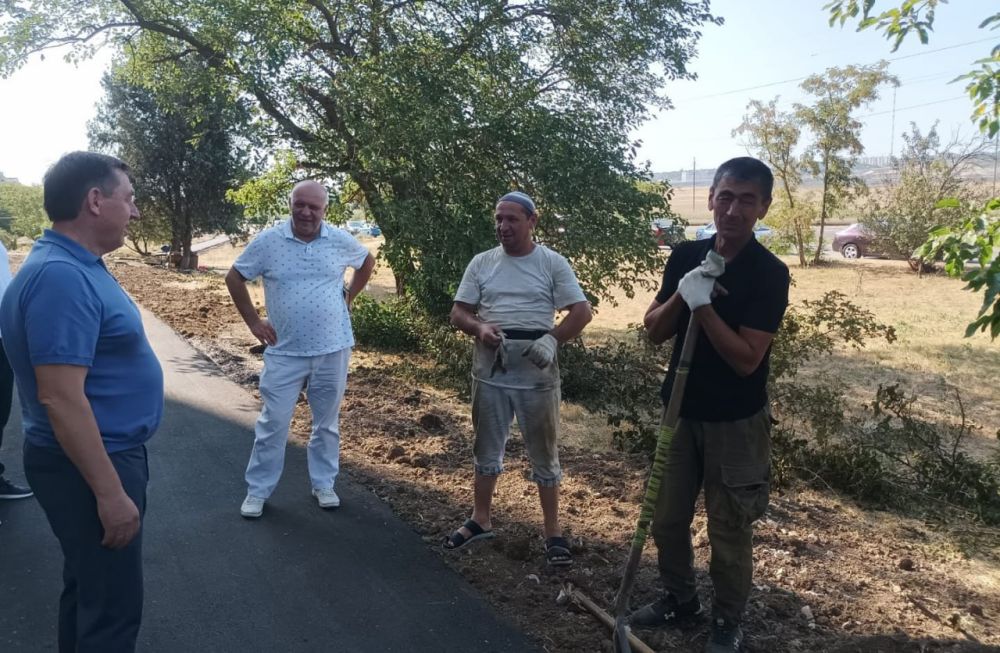 #городские_новости. Председатель Совета министров Крыма Юрий ГОЦАНЮК и. о. главы администрации Олег КАТОРГИН осмотрели... #городские_новости. Председатель Совета министров Крыма Юрий ГОЦАНЮК и. о. главы администрации Олег КАТОРГИН осмотрели...
