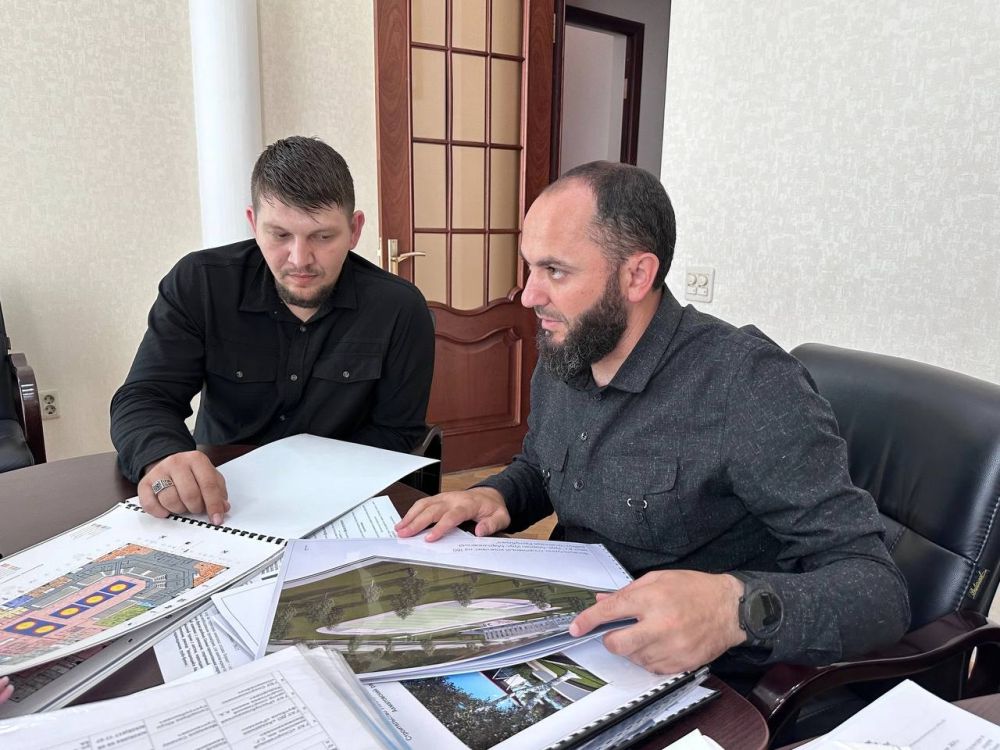 Ольга Торубарова: Совместно с заместителями министра по физической культуре и спорту Чеченской Республики Абдулкаримовым... Ольга Торубарова: Совместно с заместителями министра по физической культуре и спорту Чеченской Республики Абдулкаримовым...