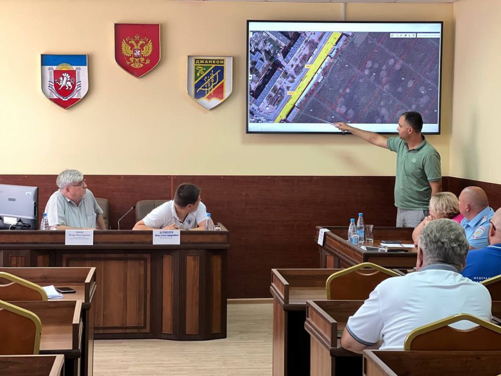 Игорь Ивин: Провел совещание по вопросам ремонта автомобильной дороги федерального значения «Новороссия» «Ростов-на-Дону – Мариуполь – Мелитополь – Симферополь» Игорь Ивин: Провел совещание по вопросам ремонта автомобильной дороги федерального значения «Новороссия» «Ростов-на-Дону – Мариуполь – Мелитополь – Симферополь»
