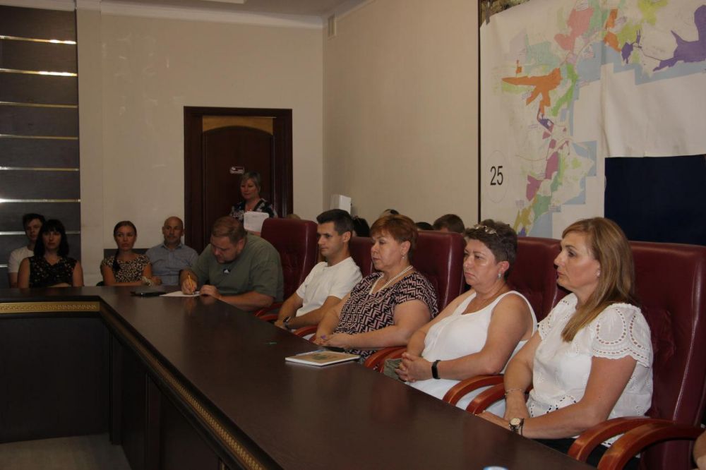 #городские_новости. Санитарные правила для объектов торговли и общепита. Эта тема стала основной в повестке дня совещания... #городские_новости. Санитарные правила для объектов торговли и общепита. Эта тема стала основной в повестке дня совещания...