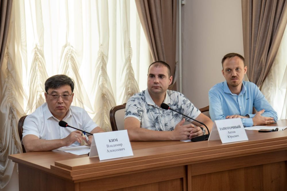 В Симферополе состоялось оперативно-хозяйственное совещание В Симферополе состоялось оперативно-хозяйственное совещание