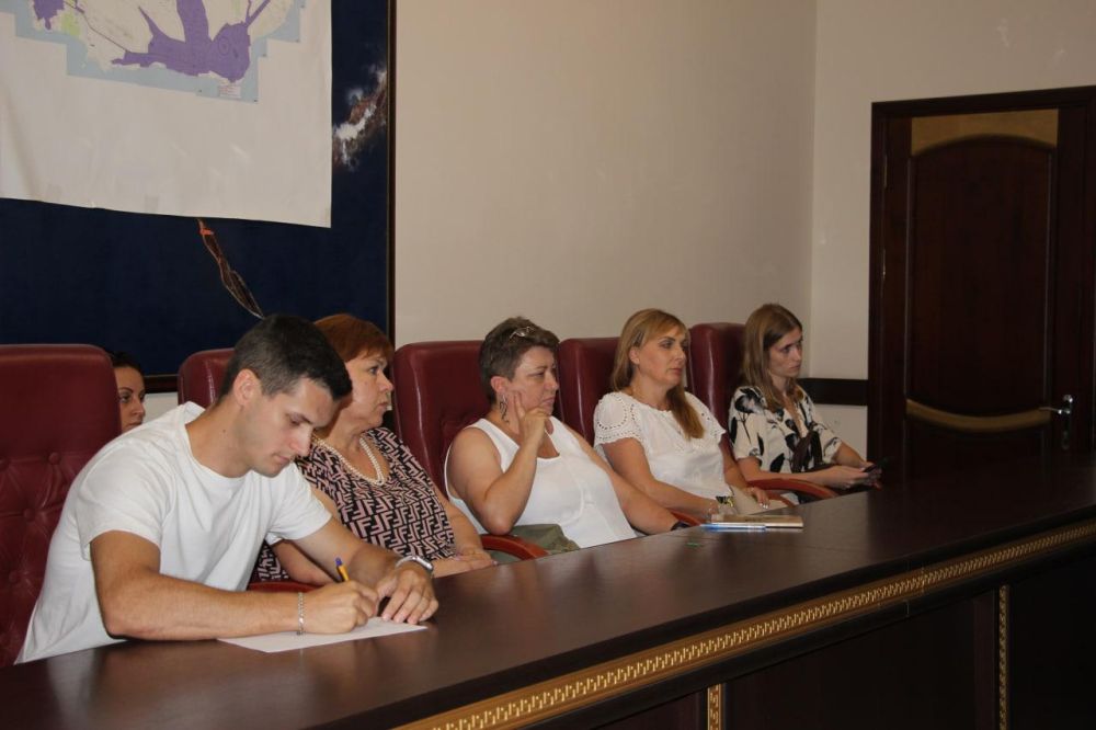 #городские_новости. Санитарные правила для объектов торговли и общепита. Эта тема стала основной в повестке дня совещания... #городские_новости. Санитарные правила для объектов торговли и общепита. Эта тема стала основной в повестке дня совещания...