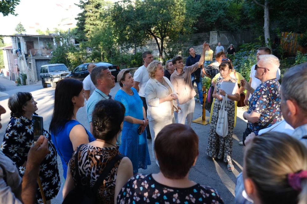Янина Павленко: Вечерний выезд на Красноармейскую Янина Павленко: Вечерний выезд на Красноармейскую
