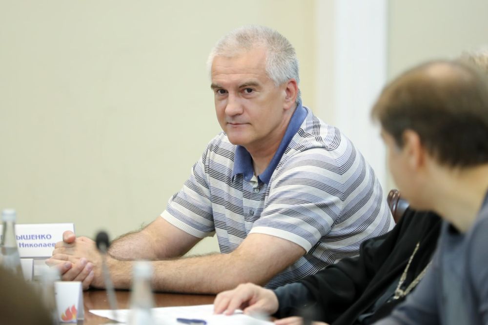 Сергей Аксёнов: Вместе с Заместителем Председателя Правительства Российской Федерации Дмитрием Николаевичем Чернышенко и... Сергей Аксёнов: Вместе с Заместителем Председателя Правительства Российской Федерации Дмитрием Николаевичем Чернышенко и...