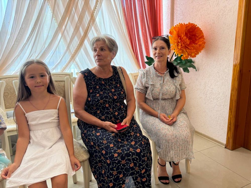 Александр Дудинов: Сегодня поздравил с рождением ребенка семью Максима Бартоша и Александры Засядевовой Александр Дудинов: Сегодня поздравил с рождением ребенка семью Максима Бартоша и Александры Засядевовой