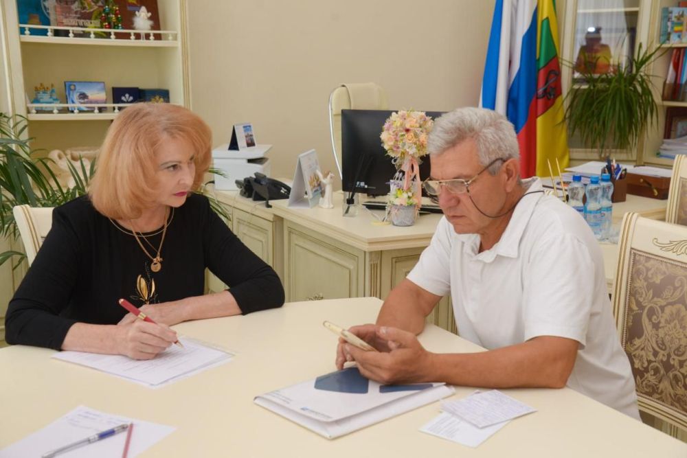 Эммилия Леонова: Провела очередной прием граждан по личным вопросам Эммилия Леонова: Провела очередной прием граждан по личным вопросам