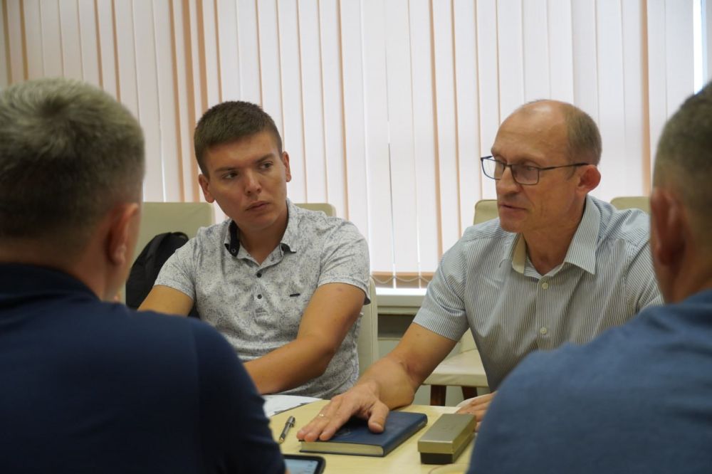 #экономика. Керчь с рабочим визитом посетил министр экономического развития Республики Крым Дмитрий ШЕРЯКО. Совместно с... #экономика. Керчь с рабочим визитом посетил министр экономического развития Республики Крым Дмитрий ШЕРЯКО. Совместно с...