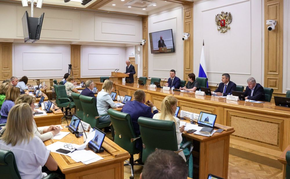 Комитете СФ по социальной политике обсудили вопросы пенсионного обеспечения жителей воссоединенных территорий Комитете СФ по социальной политике обсудили вопросы пенсионного обеспечения жителей воссоединенных территорий