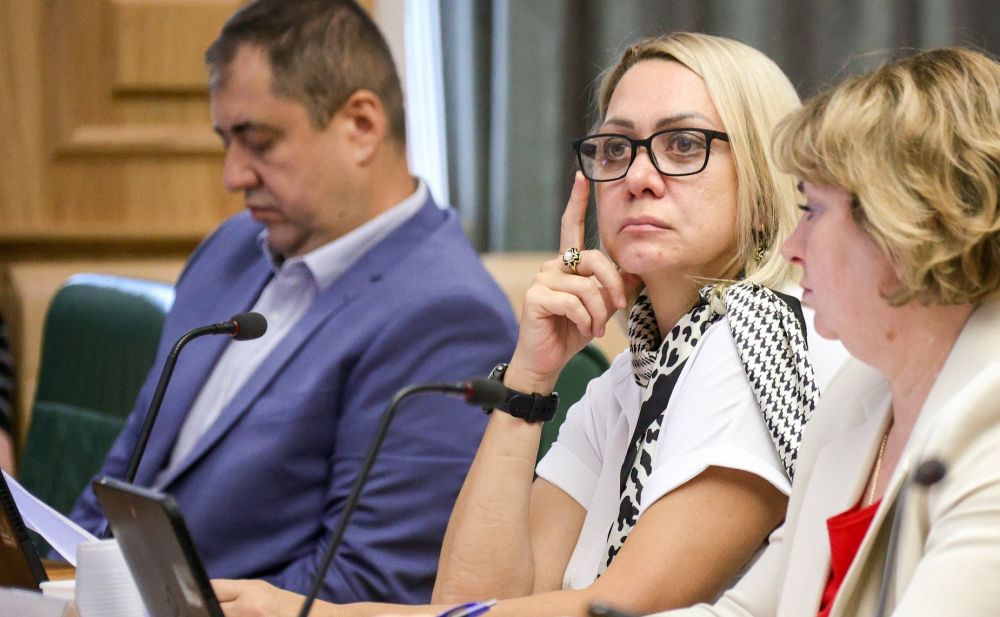Комитете СФ по социальной политике обсудили вопросы пенсионного обеспечения жителей воссоединенных территорий Комитете СФ по социальной политике обсудили вопросы пенсионного обеспечения жителей воссоединенных территорий