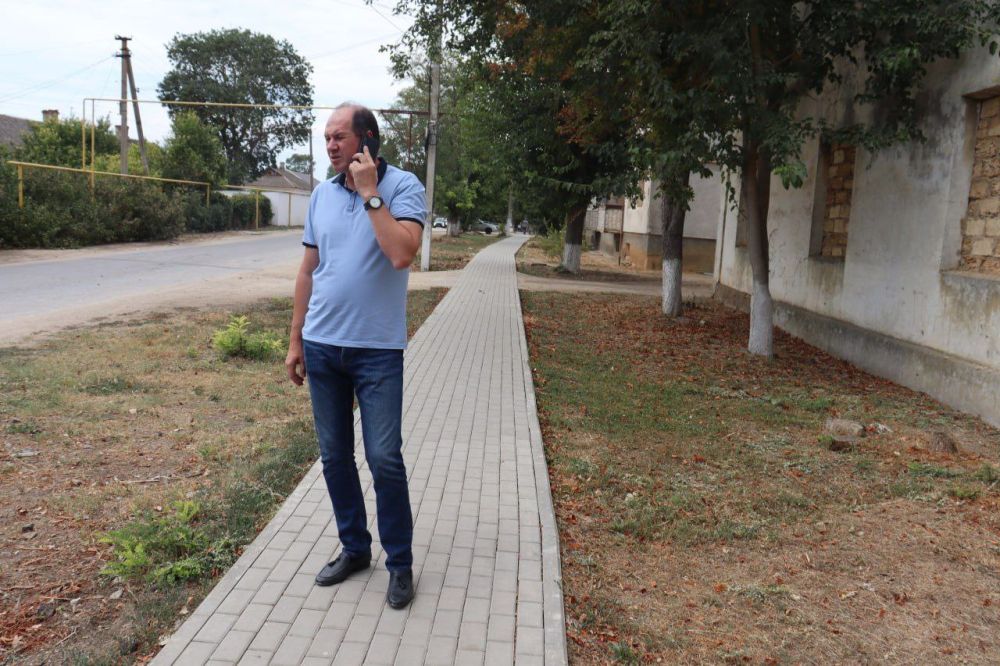 Владислав Хаджиев: Одна из основных задач поставленных руководством республики- организация системности санитарной очистки в каждом населенном пункте Владислав Хаджиев: Одна из основных задач поставленных руководством республики- организация системности санитарной очистки в каждом населенном пункте