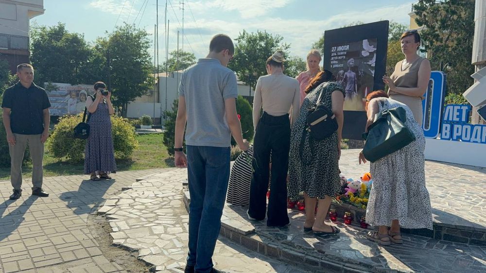 Александр Дудинов: Сегодня почтили память детей-жертв Донбасса Александр Дудинов: Сегодня почтили память детей-жертв Донбасса