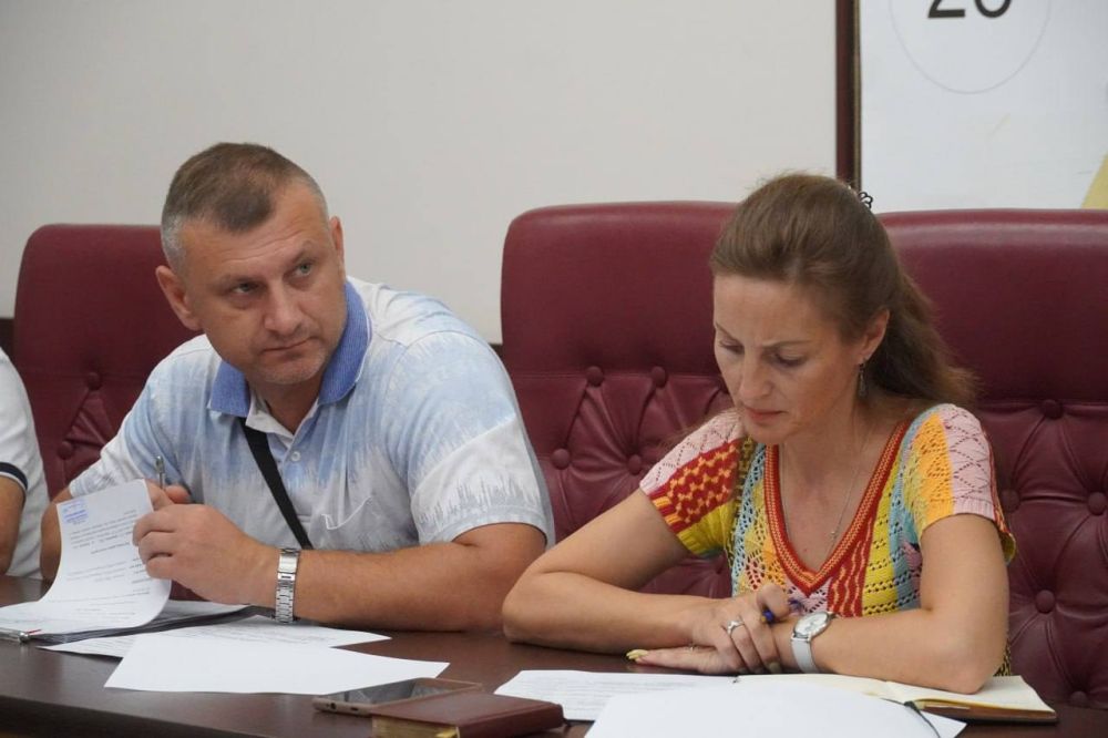 #городские_новости. Под руководством и. о. главы администрации Олега КАТОРГИНА состоялось очередное аппаратное совещание. В... #городские_новости. Под руководством и. о. главы администрации Олега КАТОРГИНА состоялось очередное аппаратное совещание. В...