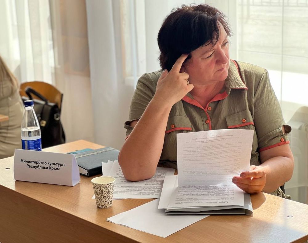 Игорь Ивин: На базе Детского дома творчества прошел выездной прием граждан от имени председателя Государственного Совета Республики Крым Владимира Константинова Игорь Ивин: На базе Детского дома творчества прошел выездной прием граждан от имени председателя Государственного Совета Республики Крым Владимира Константинова