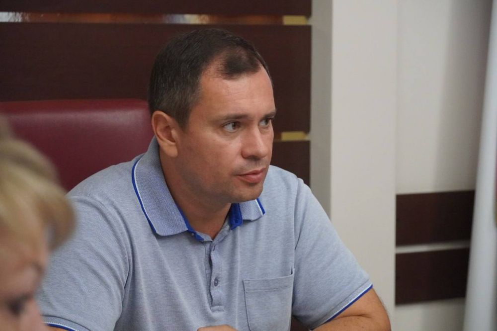 #городские_новости. Под руководством и. о. главы администрации Олега КАТОРГИНА состоялось очередное аппаратное совещание. В... #городские_новости. Под руководством и. о. главы администрации Олега КАТОРГИНА состоялось очередное аппаратное совещание. В...