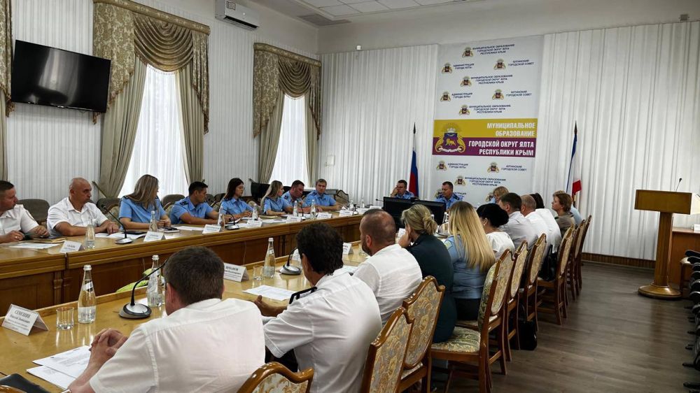 В минувшую пятницу, 26 июля 2024 года, под руководством первого заместителя прокурора республики Павла Смагоринского состоялось заседание межведомственной рабочей группы по защите прав предпринимателей В минувшую пятницу, 26 июля 2024 года, под руководством первого заместителя прокурора республики Павла Смагоринского состоялось заседание межведомственной рабочей группы по защите прав предпринимателей
