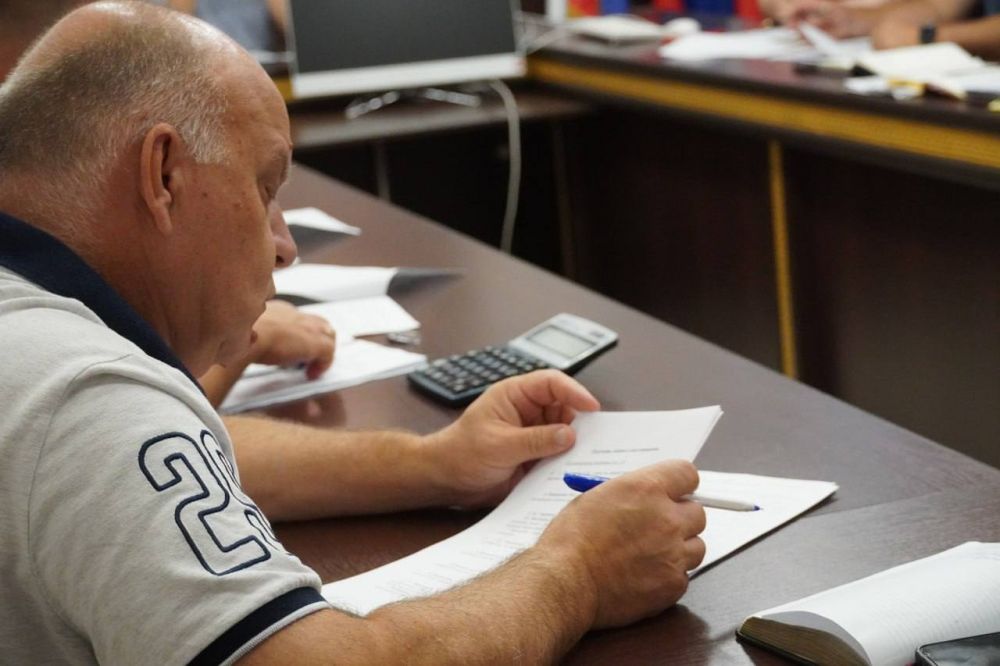 #городские_новости. Под руководством и. о. главы администрации Олега КАТОРГИНА состоялось очередное аппаратное совещание. В... #городские_новости. Под руководством и. о. главы администрации Олега КАТОРГИНА состоялось очередное аппаратное совещание. В...