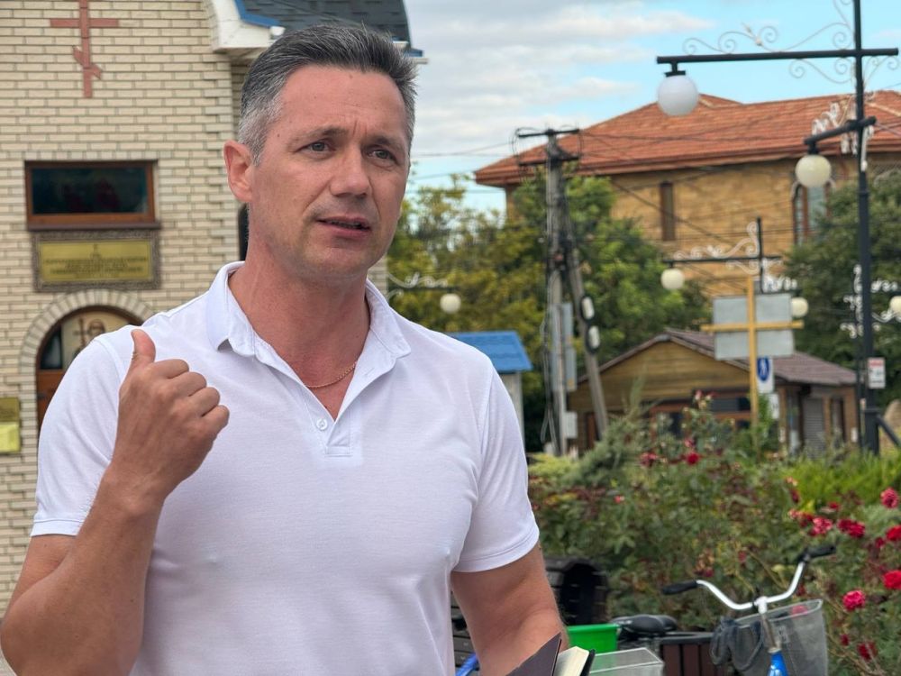 Александр Дудинов: Вместе с главой муниципального образования Черноморский район Алексеем Шипицыным провели встречу с жителями Межводного Александр Дудинов: Вместе с главой муниципального образования Черноморский район Алексеем Шипицыным провели встречу с жителями Межводного