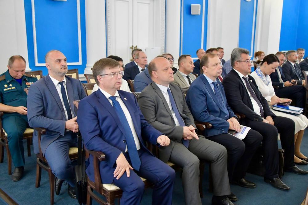 Владимир Немцев: На пленарном заседании заслушали отчёт о результатах деятельности Правительства Севастополя за 2023 год Владимир Немцев: На пленарном заседании заслушали отчёт о результатах деятельности Правительства Севастополя за 2023 год