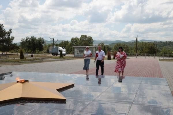 Владимир Константинов: Экономика республики устойчива и уверенно набирает обороты Владимир Константинов: Экономика республики устойчива и уверенно набирает обороты