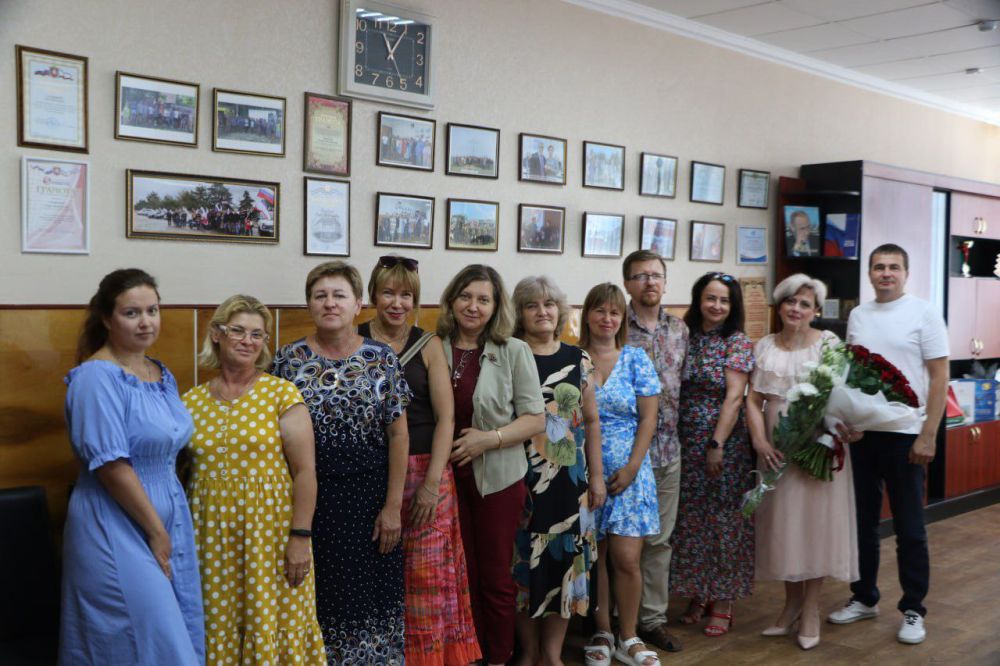 Ольга Урайкина: Дорогие коллеги!. Хочу искренне поблагодарить вас за тёплые поздравления. Каждое ваше сообщение, каждый... Ольга Урайкина: Дорогие коллеги!. Хочу искренне поблагодарить вас за тёплые поздравления. Каждое ваше сообщение, каждый...