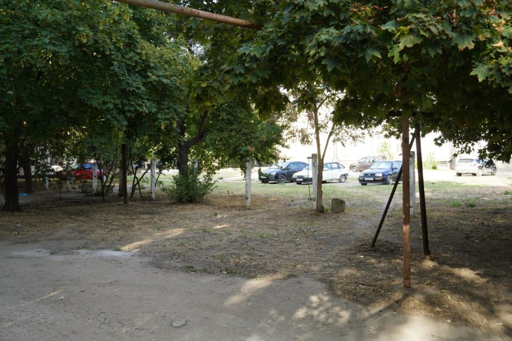 Олег Каторгин: #в_диалоге_с_керчанами. В рамках очередного выездного мероприятия пообщался с жителями ул. Орджоникидзе, 45А.... Олег Каторгин: #в_диалоге_с_керчанами. В рамках очередного выездного мероприятия пообщался с жителями ул. Орджоникидзе, 45А....