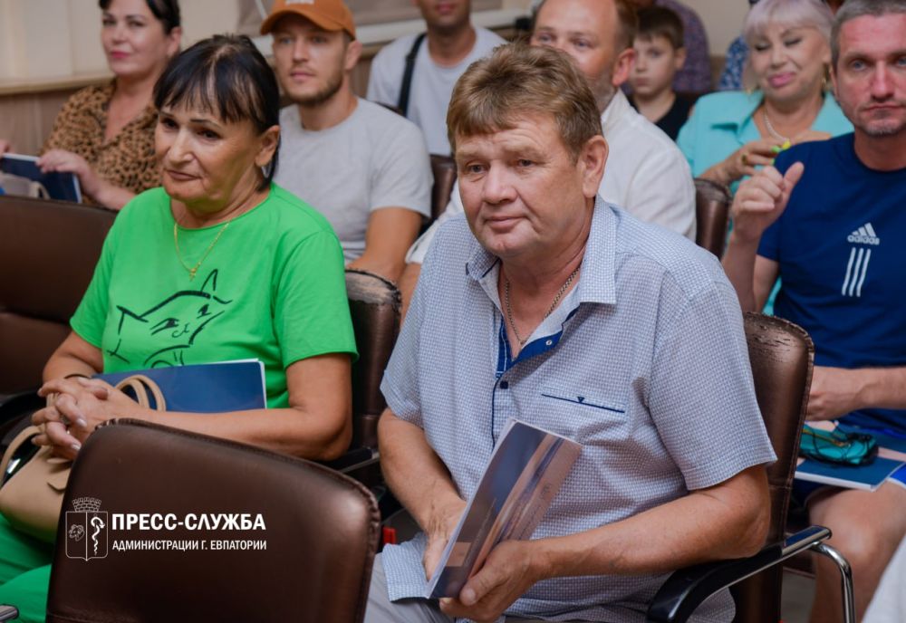 22 жителя Евпатории получили земельные участки 22 жителя Евпатории получили земельные участки
