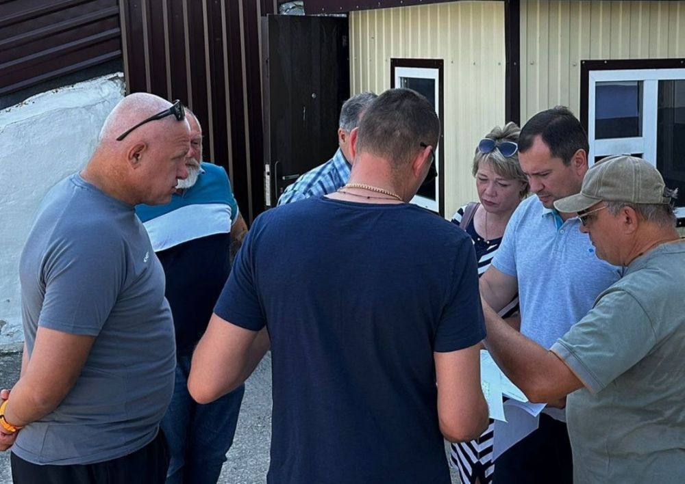 #городские_новости. Олег КАТОРГИН встретился с проектировщиком и подрядчиками по вопросам капремонта центрального стадиона #городские_новости. Олег КАТОРГИН встретился с проектировщиком и подрядчиками по вопросам капремонта центрального стадиона