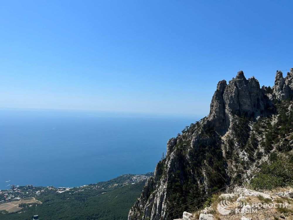 Завораживающие виды на ЮБК с плато Ай-Петри – в фотоленте РИА Новости Крым Завораживающие виды на ЮБК с плато Ай-Петри – в фотоленте РИА Новости Крым