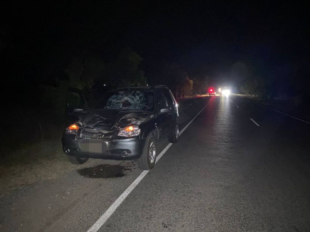 На востоке Крыма мужчина погиб под колёсами автомобиля На востоке Крыма мужчина погиб под колёсами автомобиля