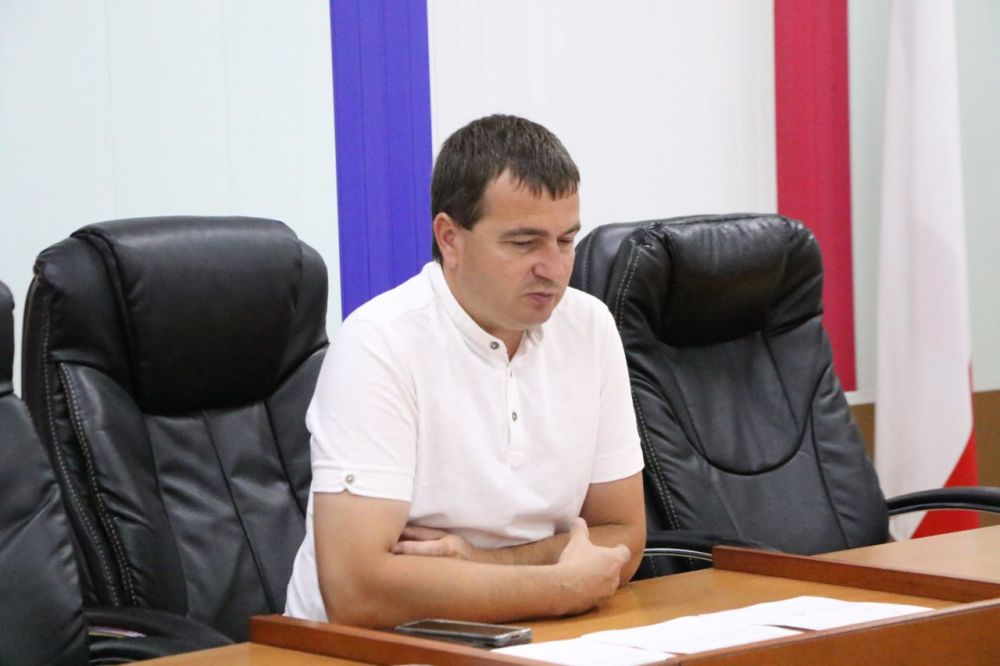 Ольга Урайкина: Под председательством Михаила Колкунова - заместителя Председателя Бахчисарайского районного совета прошло... Ольга Урайкина: Под председательством Михаила Колкунова - заместителя Председателя Бахчисарайского районного совета прошло...