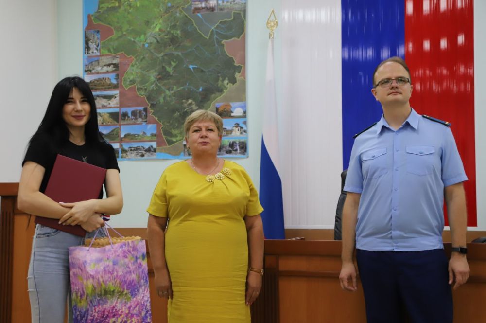 Людмила Пучкова: Под моим председательством, при участии сотрудников администрации и глав сельских поселений состоялось аппаратное совещание Людмила Пучкова: Под моим председательством, при участии сотрудников администрации и глав сельских поселений состоялось аппаратное совещание