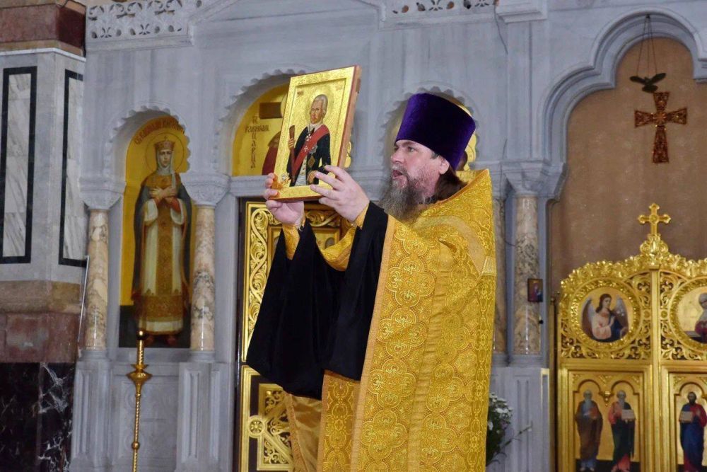 5 августа 2001 года Архиерейский собор Русской Православной Церкви причислил легендарного адмирала, командующего ЧФ Фёдора Ушакова к лику святых 5 августа 2001 года Архиерейский собор Русской Православной Церкви причислил легендарного адмирала, командующего ЧФ Фёдора Ушакова к лику святых
