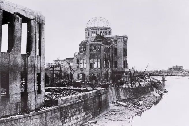 Владимир Константинов: Ровно 79 лет назад, 6 августа 1945 года, США сбросили атомную бомбу на японский город Хиросима Владимир Константинов: Ровно 79 лет назад, 6 августа 1945 года, США сбросили атомную бомбу на японский город Хиросима