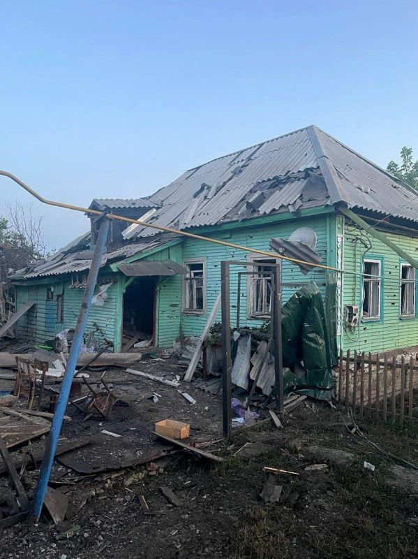 Нам бывает очень тяжело. Сегодня именно такой день Нам бывает очень тяжело. Сегодня именно такой день