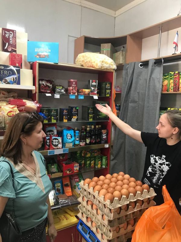 Сотрудниками Администрации города Алушты совместно с депутатами Алуштинского городского совета 07-08 августа проведен... Сотрудниками Администрации города Алушты совместно с депутатами Алуштинского городского совета 07-08 августа проведен...