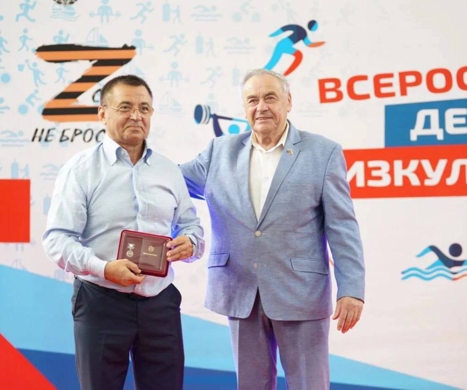 Ольга Торубарова: В преддверии Дня Физкультурника наградами Государственного Совета Республики Крым были отмечены представители нашей спортивной отрасли Ольга Торубарова: В преддверии Дня Физкультурника наградами Государственного Совета Республики Крым были отмечены представители нашей спортивной отрасли