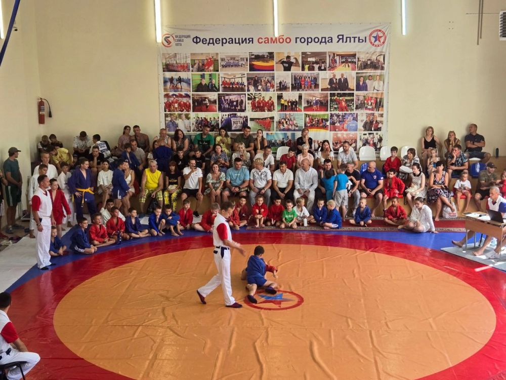 Константин Шимановский: Насыщенный День физкультурника в Ялте!Сегодня в школе самбо им. И. В. Павленко состоялся внутришкольный турнир по самбо среди мальчиков и девочек 2013-2014 и 2015-2016 года рождения Константин Шимановский: Насыщенный День физкультурника в Ялте!Сегодня в школе самбо им. И. В. Павленко состоялся внутришкольный турнир по самбо среди мальчиков и девочек 2013-2014 и 2015-2016 года рождения
