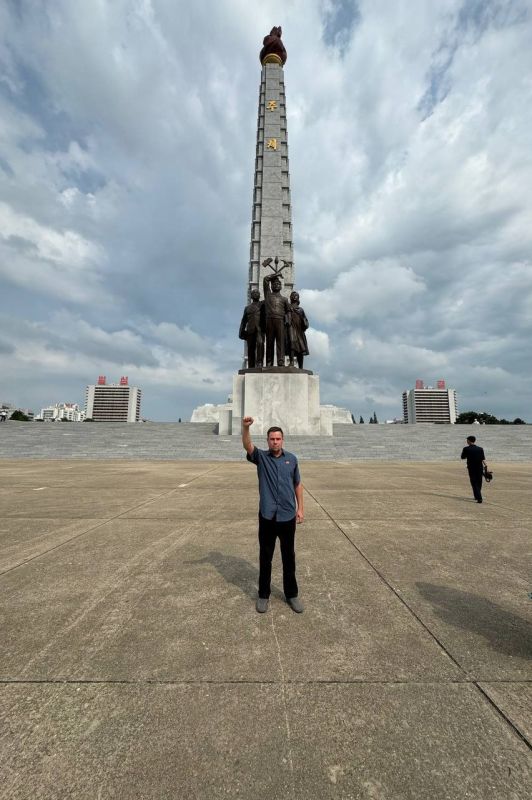 Российская делегация увидела в КНДР мощную поддержку СВО и след ЧВК "Вагнера" Российская делегация увидела в КНДР мощную поддержку СВО и след ЧВК "Вагнера"
