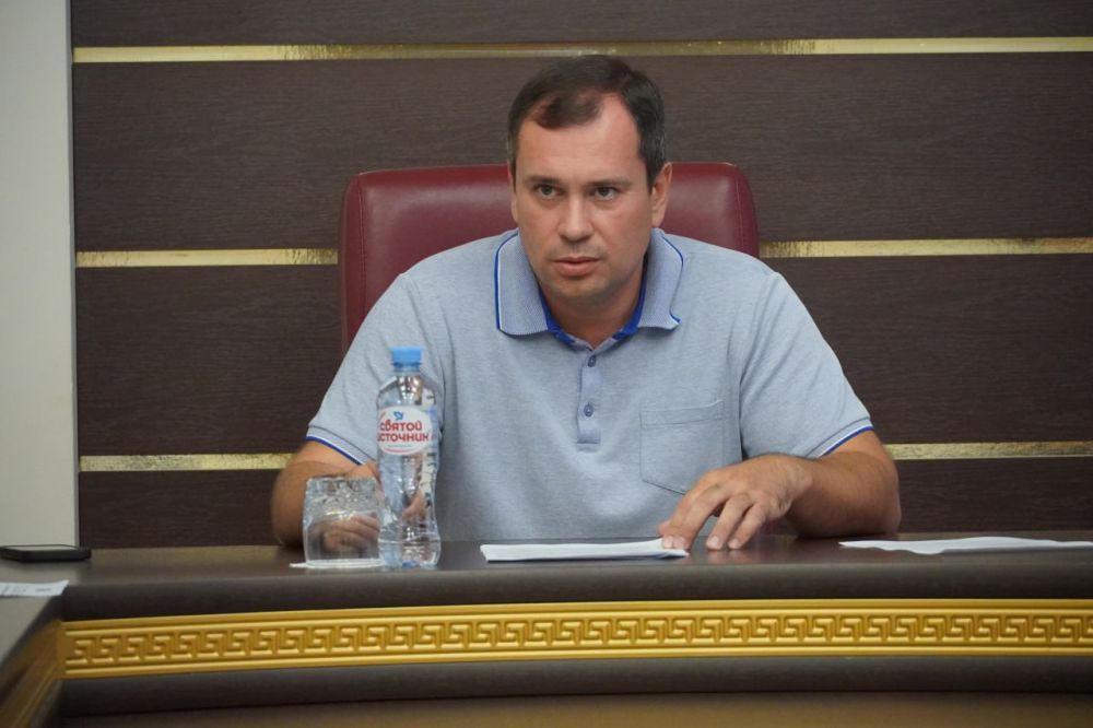 #городские_новости. Рабочая неделя в администрации Керчи началась с аппаратного совещания с заместителями главы... #городские_новости. Рабочая неделя в администрации Керчи началась с аппаратного совещания с заместителями главы...