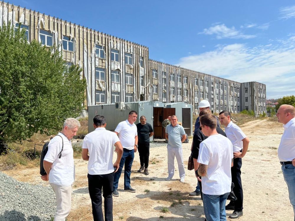 Строительство общеобразовательной школы на 600 учащихся по ул.Мира в г. Бахчисарае возобновится до 1 сентября! Строительство общеобразовательной школы на 600 учащихся по ул.Мира в г. Бахчисарае возобновится до 1 сентября!