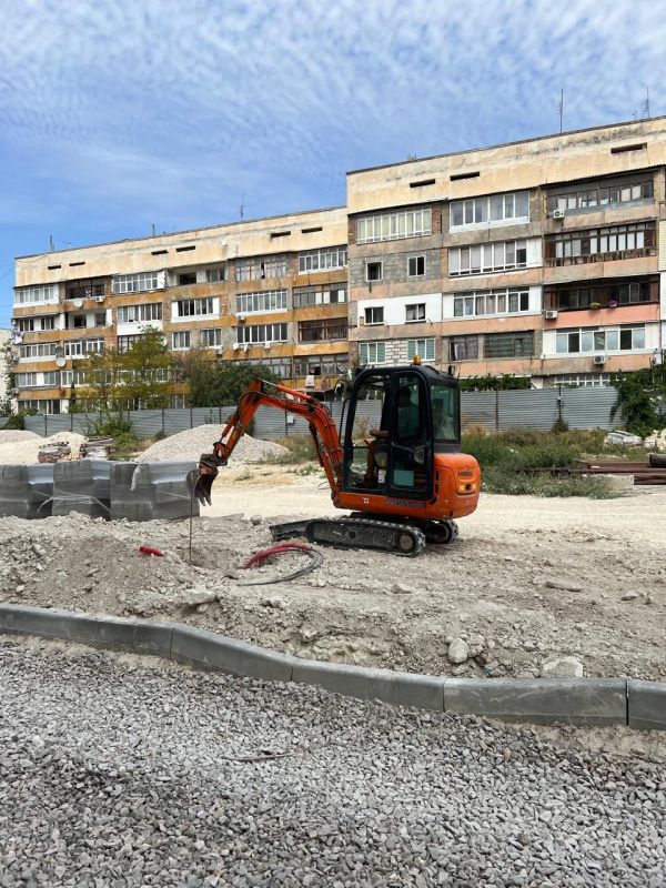 Строительство общеобразовательной школы на 600 учащихся по ул.Мира в г. Бахчисарае возобновится до 1 сентября! Строительство общеобразовательной школы на 600 учащихся по ул.Мира в г. Бахчисарае возобновится до 1 сентября!