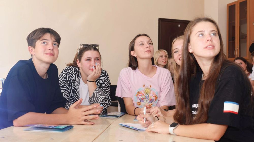 ЧЕТВЕРГ – ВРЕМЯ ВСТРЕЧ! ЧЕТВЕРГ – ВРЕМЯ ВСТРЕЧ!