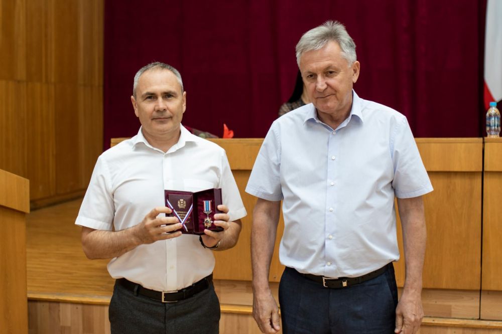 Состоялась внеочередная сессия Симферопольского городского совета Состоялась внеочередная сессия Симферопольского городского совета