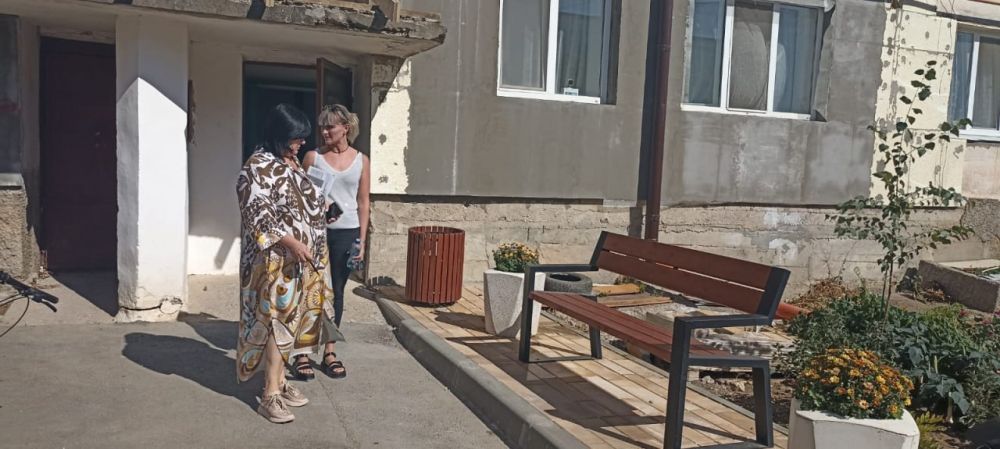 Исполняющий обязанности главы администрации Анжелика Ястребова осуществила выезд в Плодовоское сельское поселение с целью мониторинга состояния многоквартирных жилых домов Исполняющий обязанности главы администрации Анжелика Ястребова осуществила выезд в Плодовоское сельское поселение с целью мониторинга состояния многоквартирных жилых домов