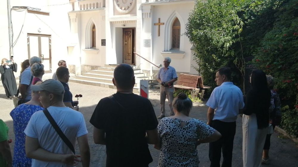 В крымской столице почтили память жертв депортации немецкого народа В крымской столице почтили память жертв депортации немецкого народа