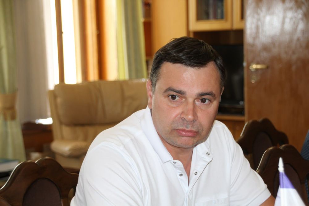 Александр Форманчук провёл ряд встреч по вопросам оказания помощи жителям Курской области Александр Форманчук провёл ряд встреч по вопросам оказания помощи жителям Курской области
