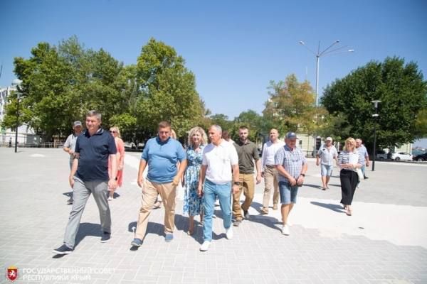 Владимир Константинов: Евпатория развивается хорошими темпами Владимир Константинов: Евпатория развивается хорошими темпами